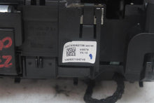 Load image into Gallery viewer, INFO-GPS SCREEN C230 C250 C300 C350 C63 08 09 10 11 - 1169609
