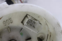 Load image into Gallery viewer, FUEL PUMP BMW Z4 2004 04 2005 05 - 1170837
