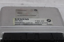Load image into Gallery viewer, ECU ECM COMPUTER BMW 528I 1999 99 2000 00 - 1171334
