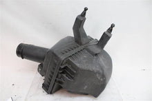Load image into Gallery viewer, AIR CLEANER BOX Infiniti M37 Q70 11 12 13 14 15 16 17 18 Right - 1172254
