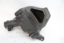 Load image into Gallery viewer, AIR CLEANER BOX Infiniti M37 Q70 11 12 13 14 15 16 17 18 Right - 1172254
