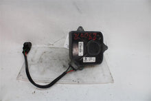 Load image into Gallery viewer, RADIATOR FAN ASSEMBLY BMW 528i 2011 11 2012 12 - 1172380
