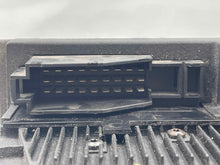 Load image into Gallery viewer, Radio  MERCEDES 400 1992 - NW7532
