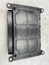 Load image into Gallery viewer, ABS COMPUTER Land Rover Discovery 99 00 01 02 - NW36937
