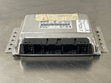 Load image into Gallery viewer, ECU ECM COMPUTER Land Rover Discovery 2000 01 02 03 04 - NW61973
