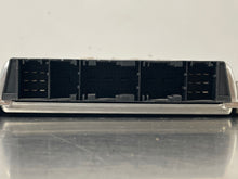Load image into Gallery viewer, ECU ECM COMPUTER Land Rover Discovery 2000 01 02 03 04 - NW61973
