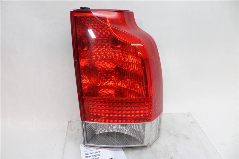 TAIL LIGHT LAMP ASSEMBLY Volvo C70 V70 XC70 05 06 07 LOWER Right - 1247771
