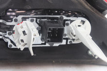 Load image into Gallery viewer, TAIL LIGHT LAMP ASSEMBLY Volvo C70 V70 XC70 05 06 07 LOWER Right - 1247771
