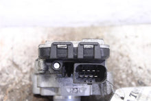 Load image into Gallery viewer, TRANSFER CASE ACTUATOR MOTOR 228I 320i 328D 328i 328I GT 335i 335i 10-17 - 1258623
