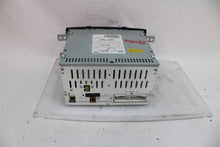 Load image into Gallery viewer, RADIO Kia Sorento 2011 11 2012 12 2013 13  AM FM CD - 1263643
