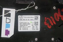 Load image into Gallery viewer, Console Mercedes-Benz CLA250 CLA45 2016 16 - 1264004
