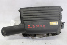 Load image into Gallery viewer, AIR CLEANER BOX Mercedes-Benz C250 C300 C350 C63 2016 16 - 1272654
