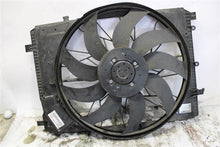 Load image into Gallery viewer, [INVENTORYCAR_YEAR_MAKE_MODEL] RADIATOR FAN ASSEMBLY - 1273069
