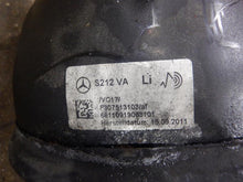 Load image into Gallery viewer, FRONT KNEE CLS400 CLS550 CLS63 12 13 14 15 16 17 18 Left - 1273085
