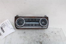Load image into Gallery viewer, FRONT TEMPERATURE CONTROLS C250 C300 C350 C63 CLS400 CLS63 12-16 - 1273156
