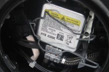 Load image into Gallery viewer, HEADLIGHT LAMP ASSEMBLY C70 S60 S70 V70 XC70 01 02 03 04 Left - 1274378
