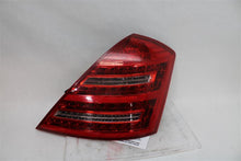 Load image into Gallery viewer, TAIL LIGHT LAMP ASSEMBLY S450 Cdn S550 S600 S63 S65 SL55 07-09 Right - 1277851
