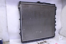 Load image into Gallery viewer, RADIATOR Toyota Sequoia Tundra 07 08 09 10 11 12 13 - 1278896
