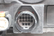 Load image into Gallery viewer, HEADLIGHT LAMP ASSEMBLY Range Rover Sport 2010 10 2011 11 Right - 1281800
