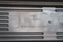 Load image into Gallery viewer, PLASTIC ENGINE COVER BMW X5 2006 06 - 1282047

