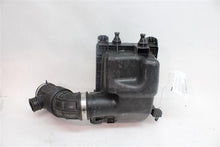 Load image into Gallery viewer, AIR CLEANER BOX Nissan Sentra 13 14 15 16 17 18 19 - 1282988
