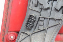 Load image into Gallery viewer, TAIL LIGHT LAMP ASSEMBLY Rover Discovery 2001 01 2002 02 Right - 1283750
