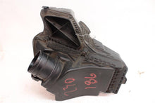Load image into Gallery viewer, AIR CLEANER BOX Audi A4 A5 Q5 2009 09 2010 10 2011 11 2012 12 - 1284240
