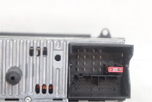 Load image into Gallery viewer, RADIO BMW X3 2004 04 2005 05 AM FM CD - 1284647
