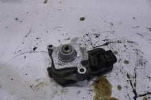 Load image into Gallery viewer, TRANSFER CASE ACTUATOR MOTOR Vanden Pl XF XFR XJ XJL 13-17 - 1284858
