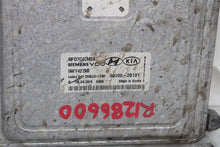 Load image into Gallery viewer, ECU ECM COMPUTER Hyundai Sonata 2006 06 2007 07 - 1286600
