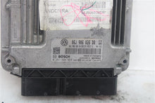 Load image into Gallery viewer, ECU ECM COMPUTER Volkswagen CC Passat 2010 10 - 1288157
