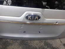 Load image into Gallery viewer, TRUNK LID Kia Sportage 2007 07 2008 08 2009 09 2010 10 - 1288407
