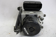Load image into Gallery viewer, ABS ANTI-LOCK BRAKE PUMP Golf Golf GTI Jetta Passat 13 14 - 1288469
