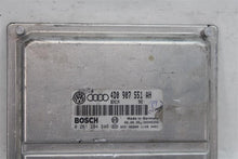 Load image into Gallery viewer, ECU ECM COMPUTER Audi A4 A6 Passat 1997 98 99 00 01 02 - 1289631
