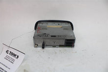 Load image into Gallery viewer, RADIO Dodge Sprinter 2500 Sprinter 3500 2005 05 2006 06 - 1290704
