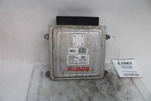Load image into Gallery viewer, ECU ECM COMPUTER Tucson 2010 10 2011 11 2012 12 2013 13 - 1290728
