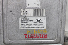 Load image into Gallery viewer, ECU ECM COMPUTER Hyundai Sonata 11 12 13 14 15 - 1292512
