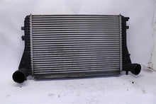 Load image into Gallery viewer, INTERCOOLER Tiguan CC Passat 2006 06 2007 07 08 09 10 - 1296337
