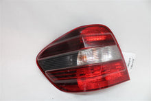 Load image into Gallery viewer, TAIL LIGHT LAMP ASSEMBLY ML320 ML350 ML500 ML550 ML63 06-08 Left - 1296596
