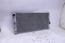 Load image into Gallery viewer, RADIATOR BMW 535i 535i Gt 11 12 13 14 15 16 AT - 1299629
