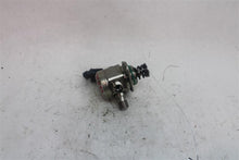 Load image into Gallery viewer, [INVENTORYCAR_YEAR_MAKE_MODEL] FUEL PUMP Right - 1300870
