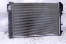 Load image into Gallery viewer, RADIATOR CL550 CL600 CL63 CL65 S350 S400 S450 Cdn S550 S600 S63 07-14 - 1301160
