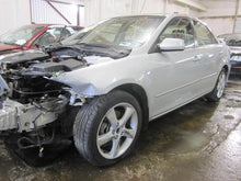 Load image into Gallery viewer, Speedometer Cluster Mazda 6 2006 06 2007 07 Auto - 616214
