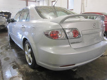 Load image into Gallery viewer, Speedometer Cluster Mazda 6 2006 06 2007 07 Auto - 616214

