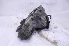 Load image into Gallery viewer, TRANSFER CASE BMW 530xi 528xi 328xi 332xi 2006 06 2007 07 2008 08 09 2010 10 - 1301691
