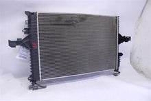 Load image into Gallery viewer, RADIATOR Volvo S60 V70 2001 01 02 03 04 05 06 07 08 - 1302001
