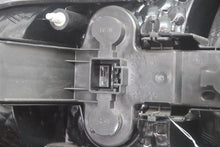 Load image into Gallery viewer, TAIL LIGHT LAMP ASSEMBLY Volvo S60 XC60 05 06 07 08 09 Right - 1302029
