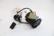 Load image into Gallery viewer, FUEL PUMP Jaguar Vanden Pl XF XFR XJ XJL XJR 10 11 12 13 - 1302817
