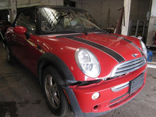 Load image into Gallery viewer, THROTTLE BODY Mini Cooper 2002 02 03 04 05 06 07 - 1142331
