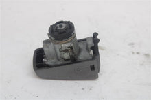 Load image into Gallery viewer, Exterior Door Handle LR2 LR3 LR4 Range Rover Sport 05-15 Left - 1302939
